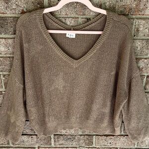 POL Tan V-Neck Sweater with Star Pattern / Size M